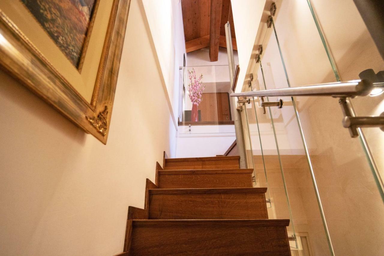 Il Nido Del Grillaio Suite & Appartament Matera Luaran gambar